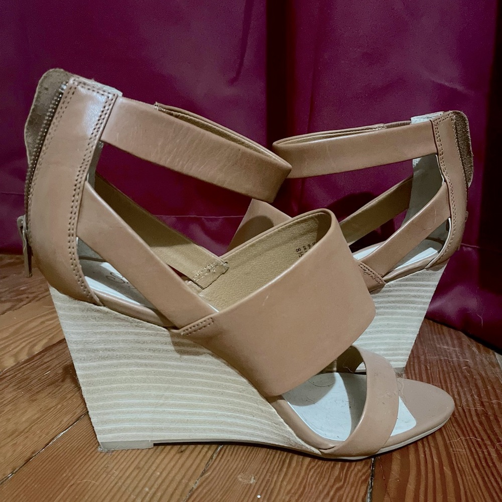 Platform heel sandals